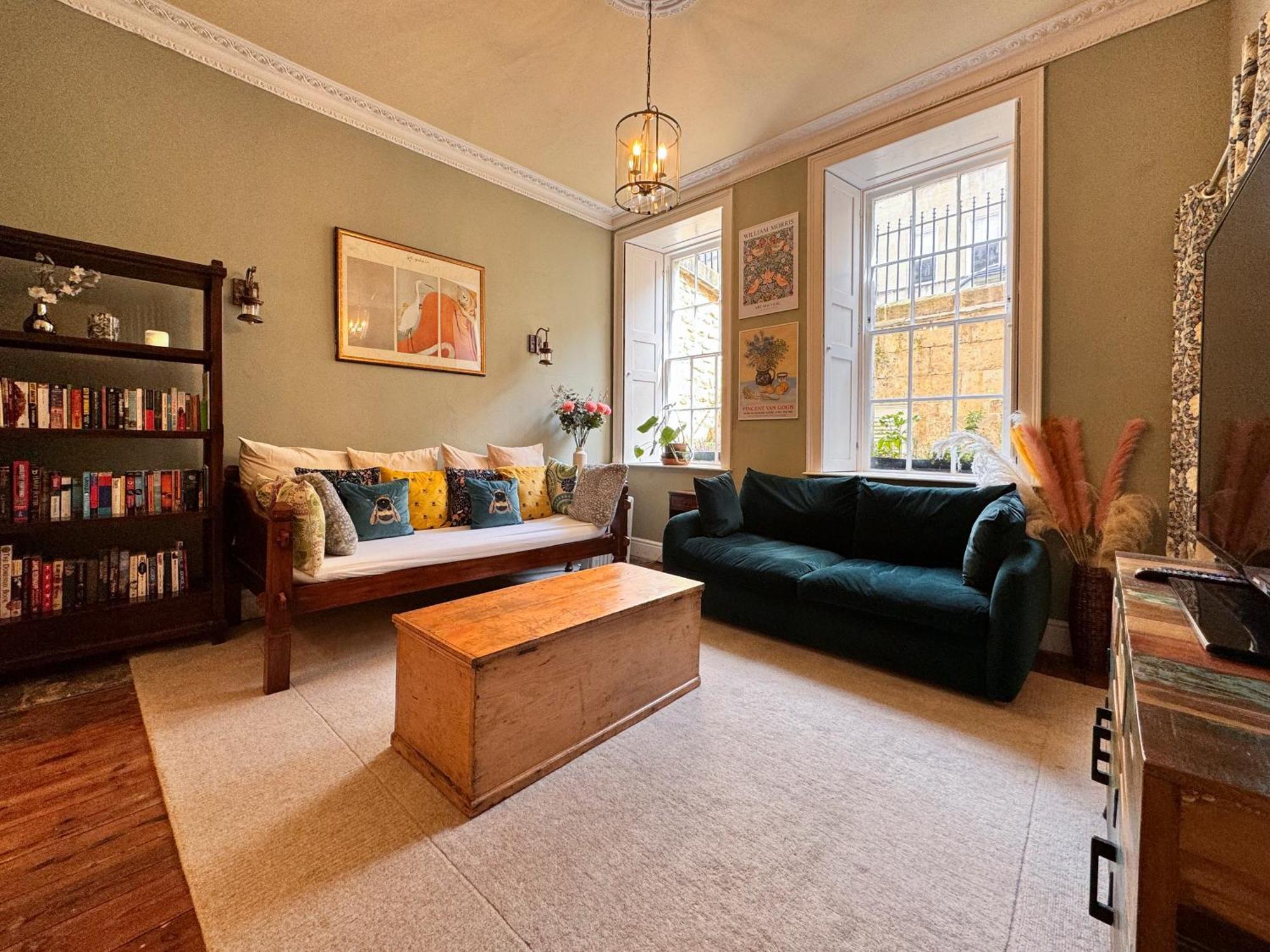 The Pickwick House 2 Bedroom Free Parking Bath Exterior photo